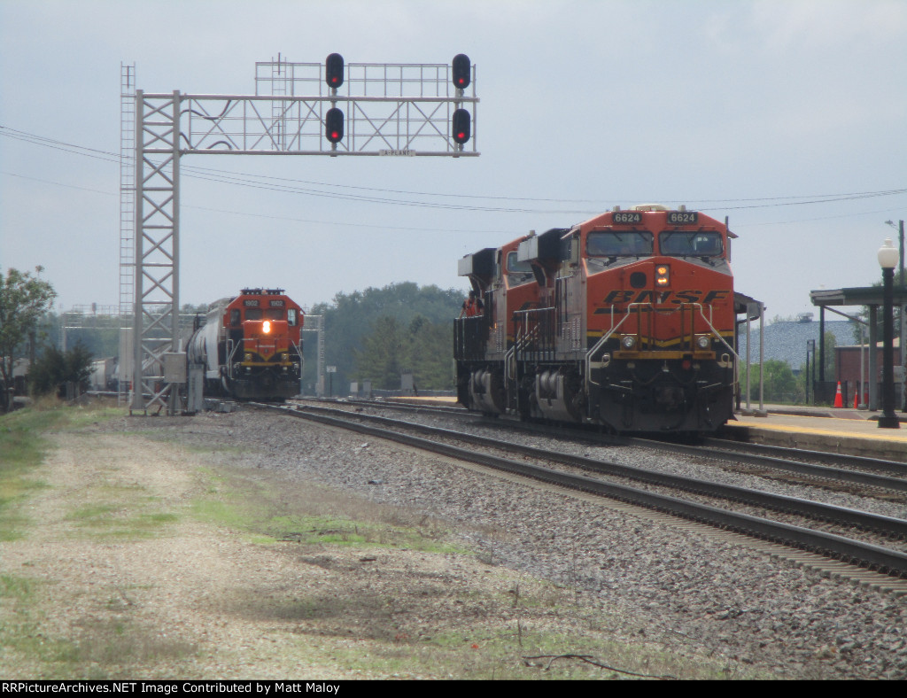 BNSF 6624